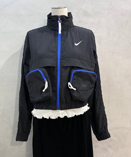 NIKE Detachable 3D Pockets Nylon Jacket BKBL