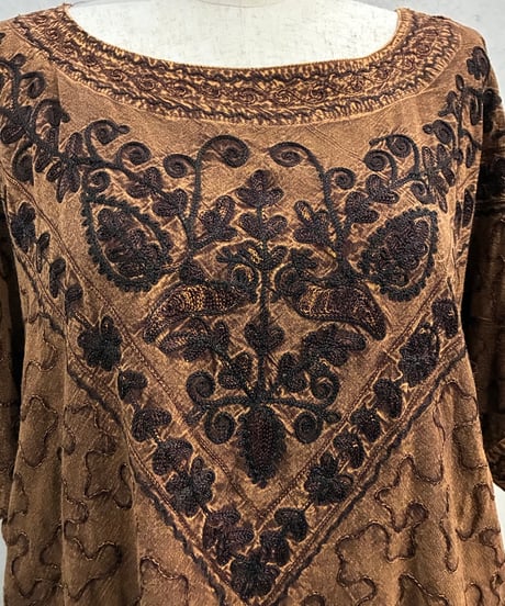 Ethnic Embroidery Dolman Sleeve Top BR