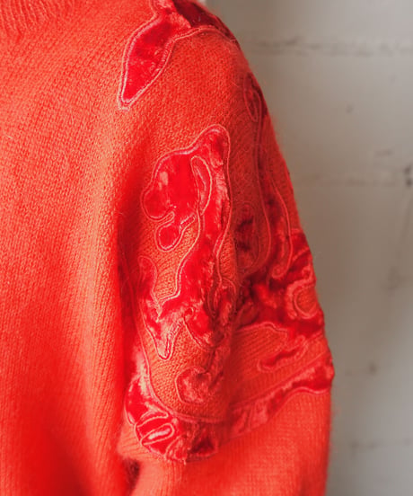 ESCADA Velour Emblem Sweater RE