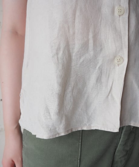 MAX&Co. Open Collar Sleeveless Linen Shirt LBE