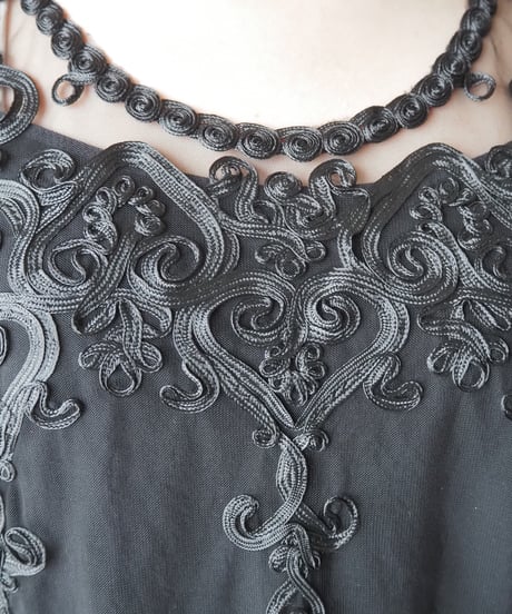 Tulle Embroidered Blouse BK