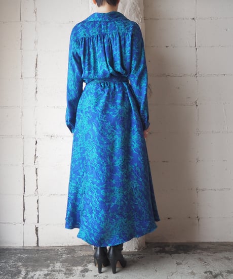 1980's Shawl Collar Pattern Dress BLGN