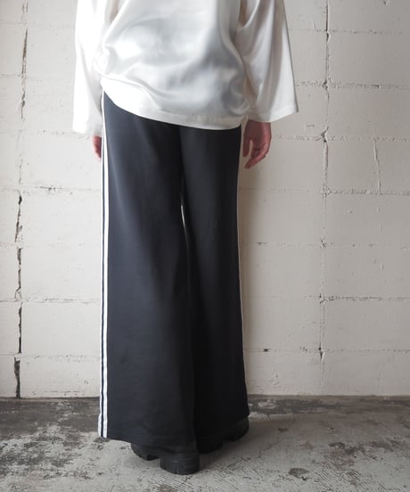 adidas Wide Tuck Pants BK WH