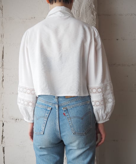 Lace Switching Cropped Blouse WH