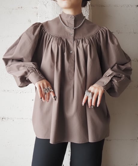 Liz Claiborne Stand Collar Gather Blouse BR