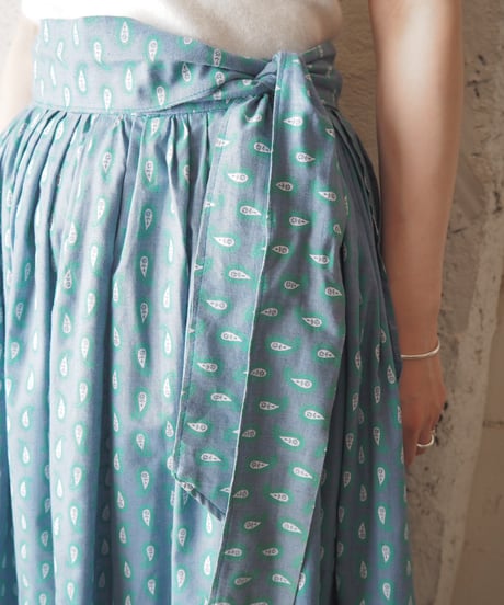 Paisley Pattern Asymmetric Design Tiered Skirt GR GN