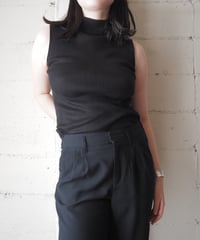 Mock Neck Sleeveless Rib Knit BK