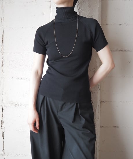 Turtle Neck Short Sleeve Knit BK