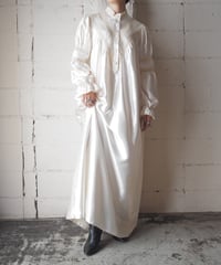 Lise Stevens V-Yoke Pintuck×Lace Satin Dress IV