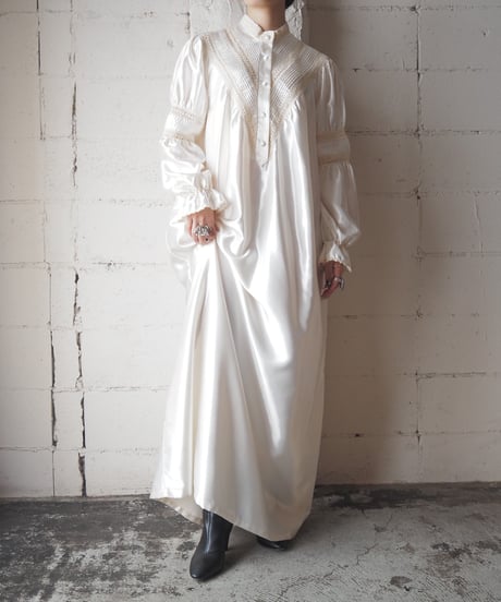Lise Stevens V-Yoke Pintuck×Lace Satin Dress IV