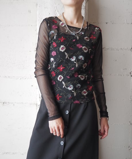 Floral Embroidery Tulle Top BKREYE