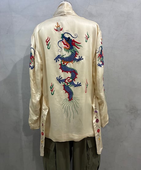 1960's Vintage Dragon Embroidery Gown LYE