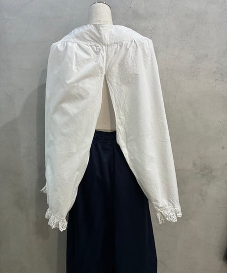 Euro Antique Drawers Blouse WH