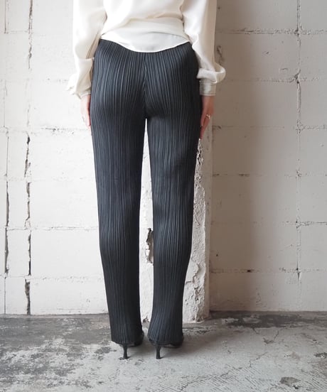 PLEATS PLEASE ISSEY MIYAKE Pleated Pants BK