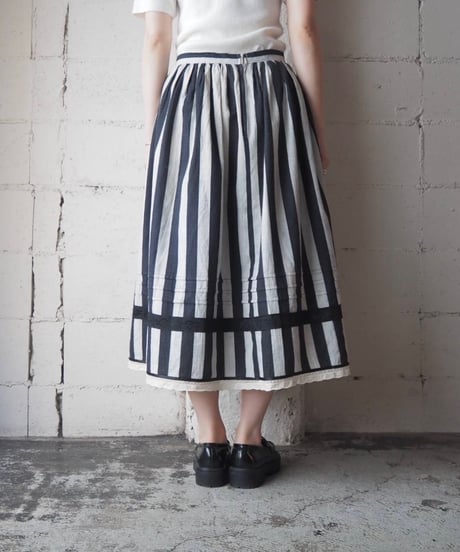 1970-80's Euro Stripe Tyrol Skirt BKWH