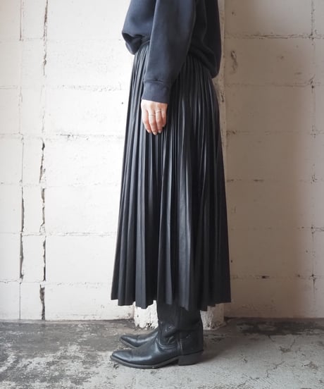GUESS Faux Leather Pleated Skirt BK