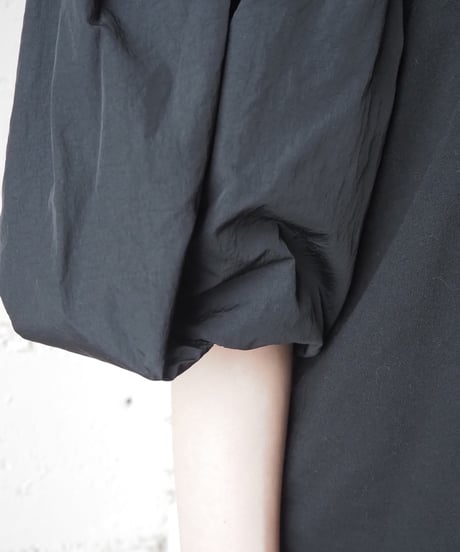 sea New York Lantern Sleeve Tee BK