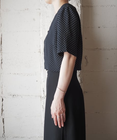 Vneck Dot Cropped Cardigan BKBE