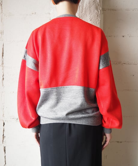 Color Block Design Sweatshirt REGR