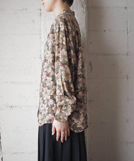 Flower Pattern Open Collar Rayon Shirt KA