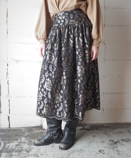Glitter Embroidery Volume Skirt BKGD