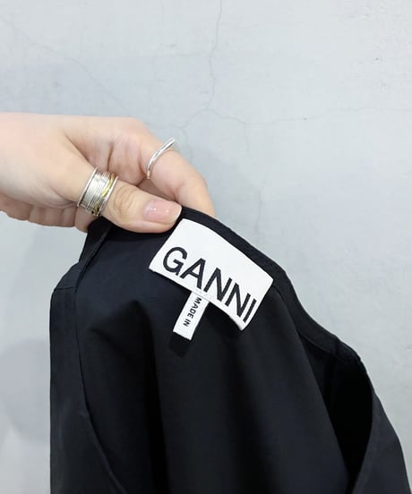 GANNI Cut Out Popin Blouse BK