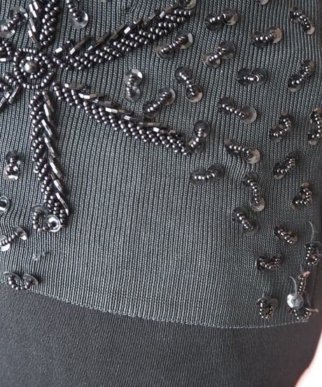 American Sleeve Beads Knit BK