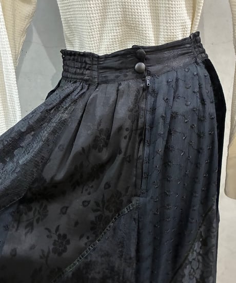 Velour × Lace Patchwork Skirt BK