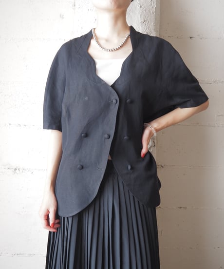 Burberrys Scallop Neck Blouse BK
