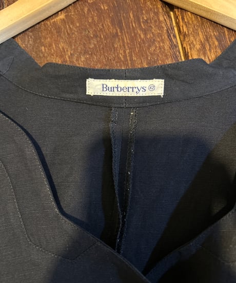 Burberrys Scallop Neck Blouse BK
