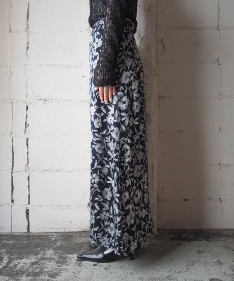 Made in USA Flower Pattern Satin Skirt BK GR