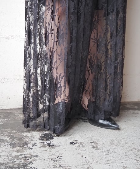 Flower Lace See-through Pleats Pants BK