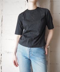 1960-70's Euro Front Embroidery Overdyed Collarless Blouse BK