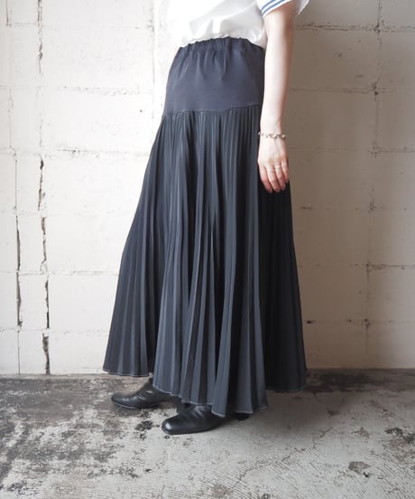 Contrast Panel Pleated Long Skirt BK NV