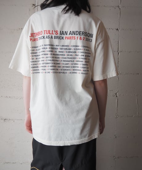 Ian Anderson Plays Jethro Tull "Thick As A Brick" Tour Tee IV BK RE