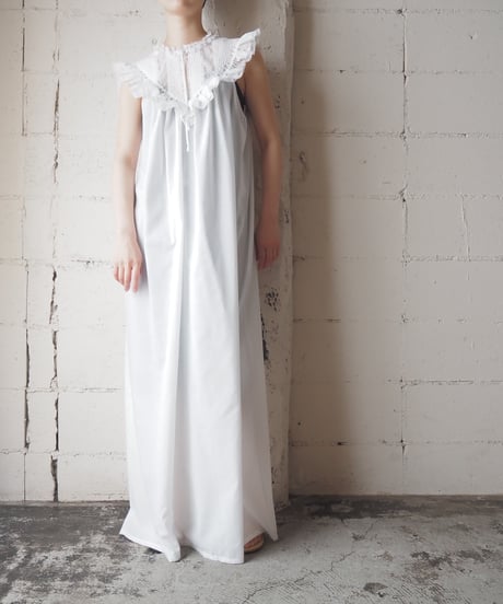1970's Pin Tuck,Lace Sleeveless Long Dress WH