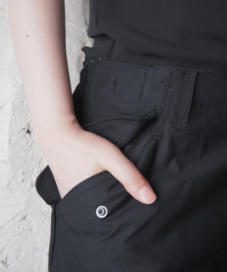 Volume Cargo Shorts BK