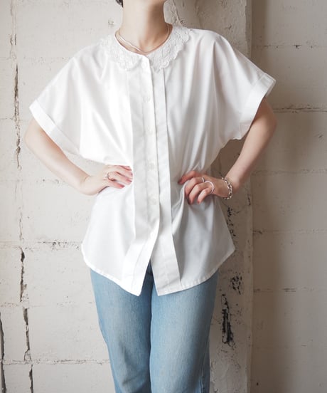 1970's Euro Short Sleeve Lace Collar Blouse WH