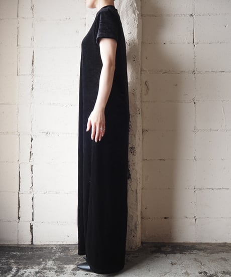Mock Neck S/S Velour Dress BK