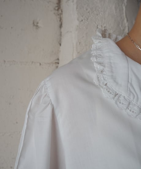 Cropped Tyrolean Blouse WH