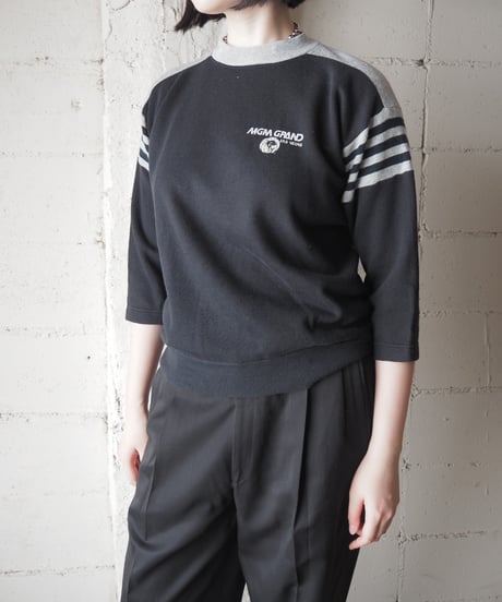 MGM GRAND Stripe Sleeve Sweatshirt BK GR