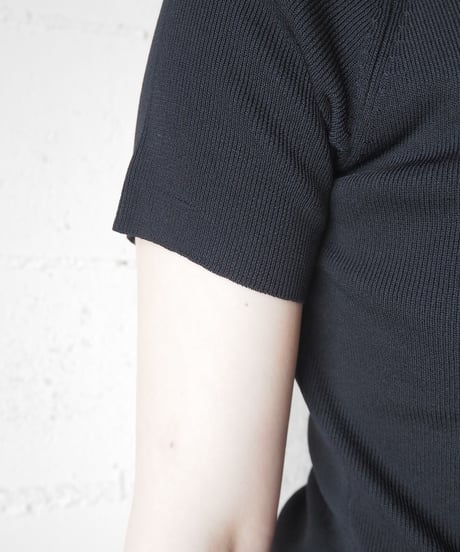 Turtle Neck Short Sleeve Knit BK