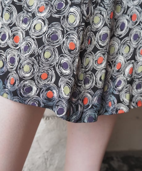 Circle Pattern Collarless Short Sleeve Dress BK OR YGN