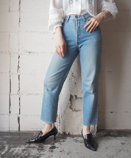 1990's Levi's made in USA 17501 W27 LBL