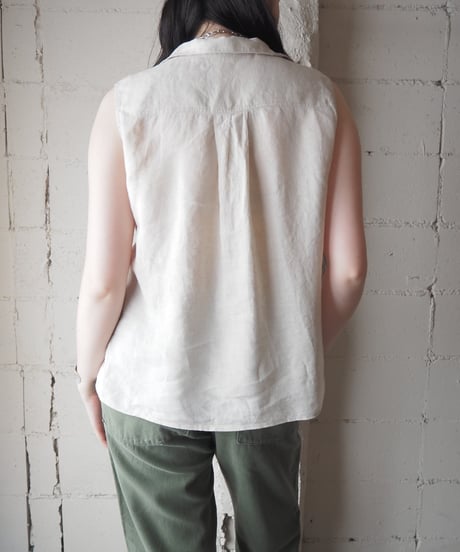 MAX&Co. Open Collar Sleeveless Linen Shirt LBE