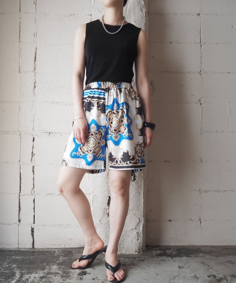 Baroque Pattern Easy Shorts WHBKBL