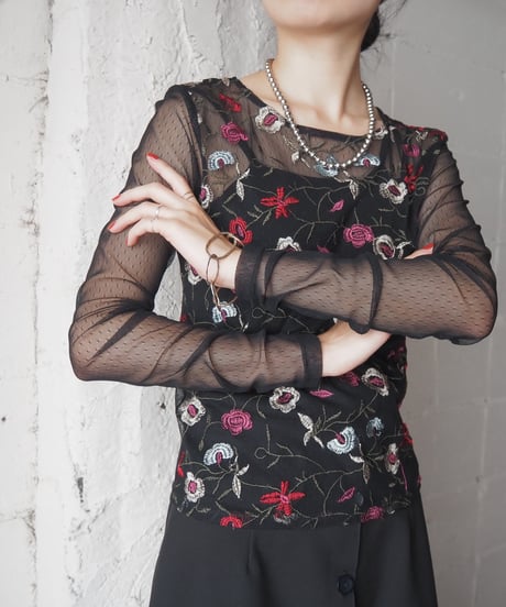 Floral Embroidery Tulle Top BKREYE