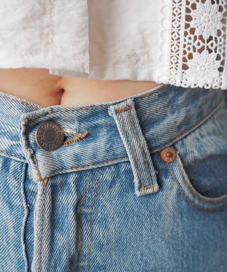1990's Levi's made in USA 17501 W27 LBL