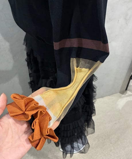 TOGA PULLA Design Sleeve Knit BKYE