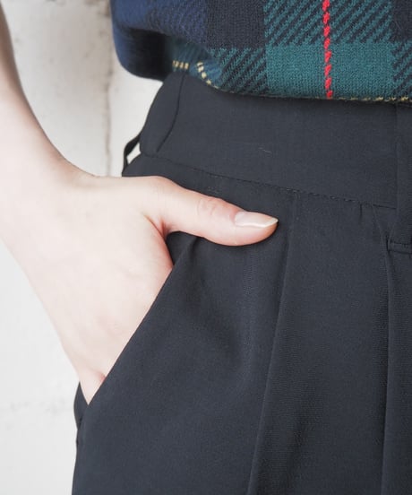 Wide Leg 2Tuck Slacks BK